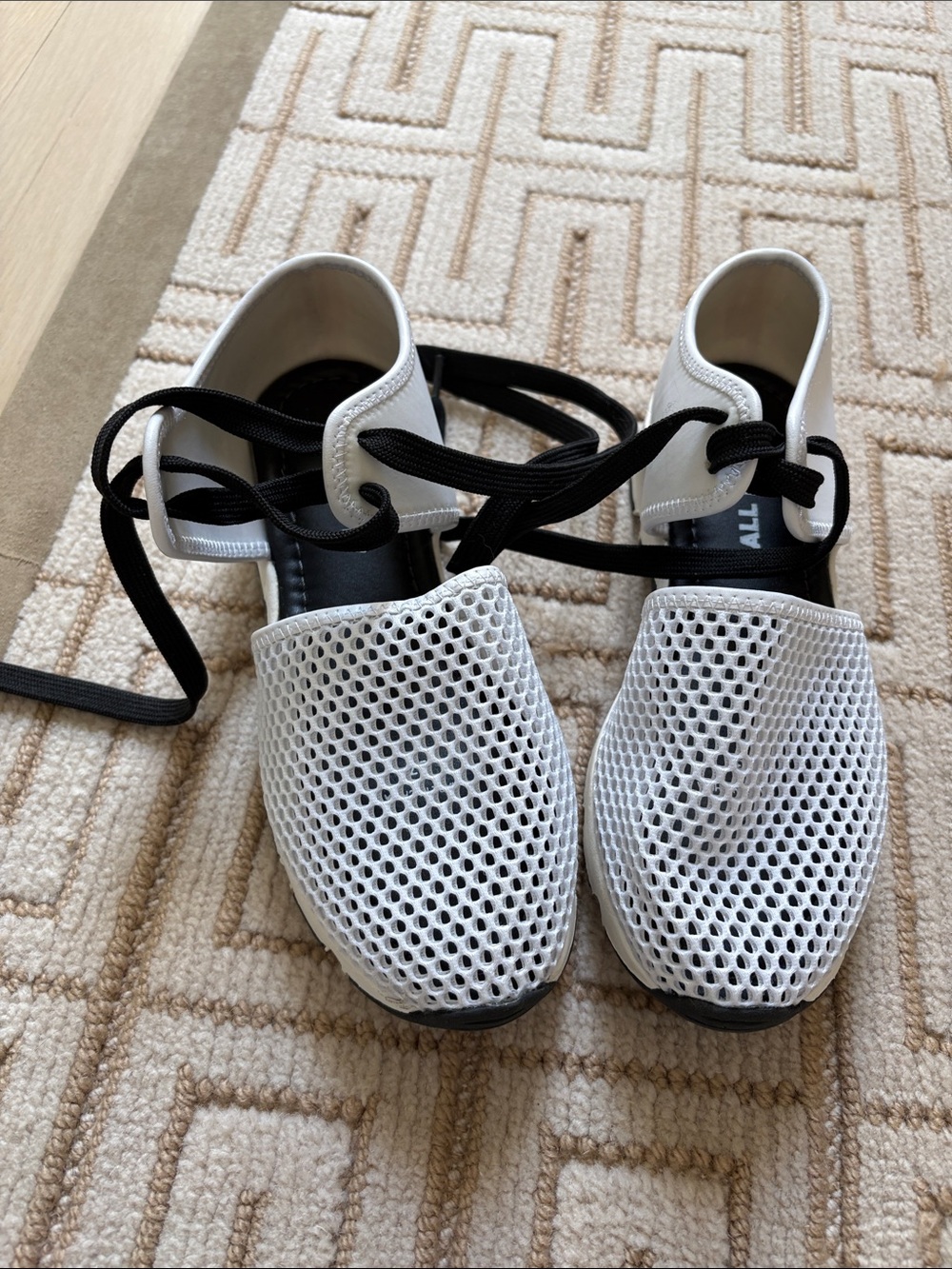 White Mesh Lace-Up Women's Sneakers